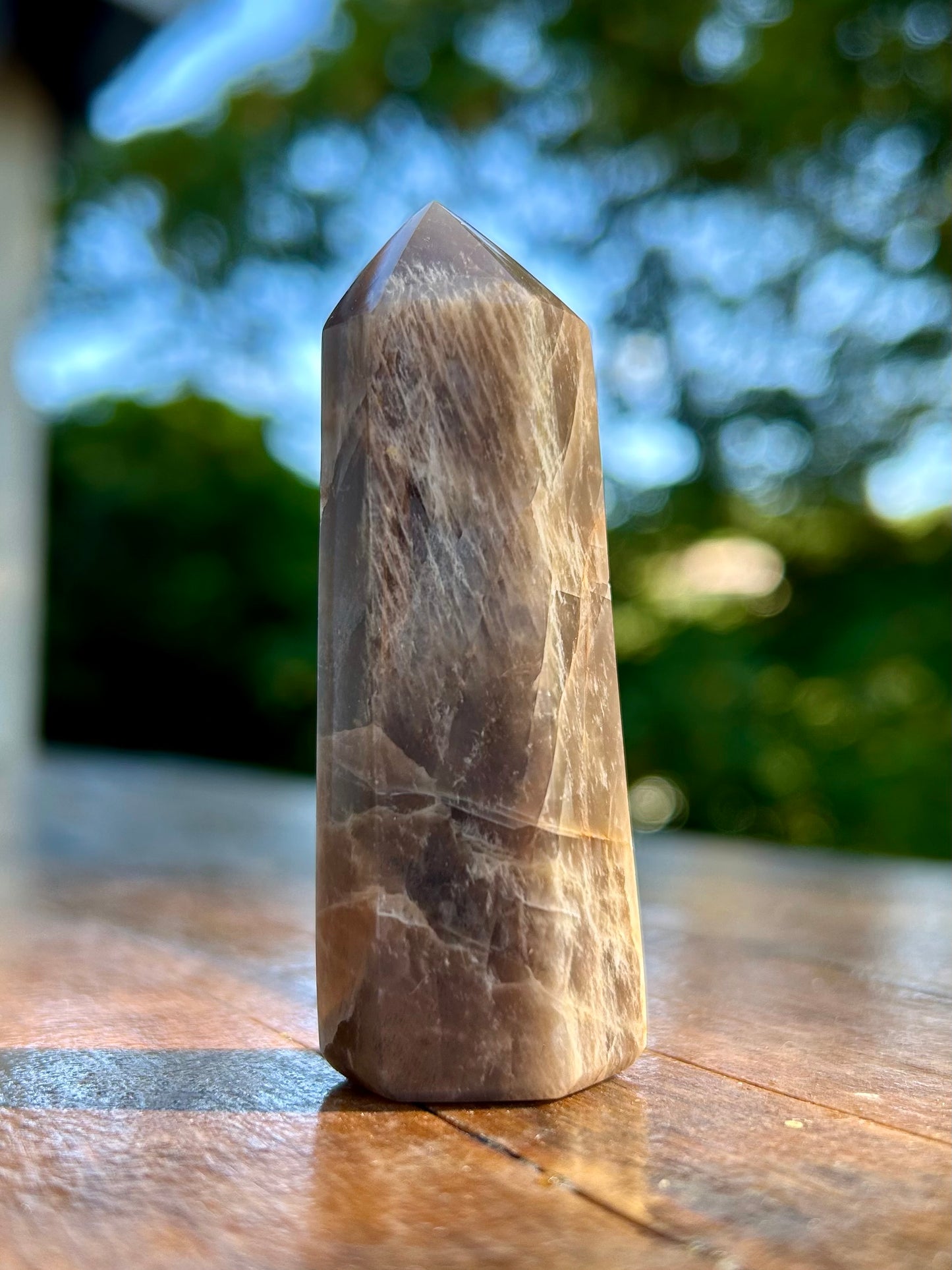 Pointe en Pierre de Lune Noire Orangée – 50g