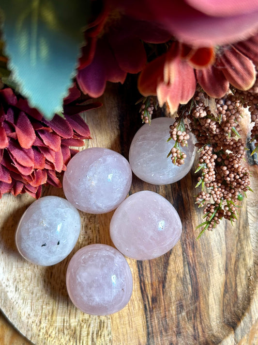 Pierre roulée en Quartz Rose – Amour & Douceur