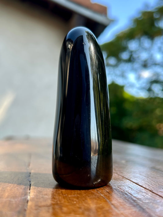 Forme Libre en Obsidienne Œil Céleste – Reflets Subtils – 134g