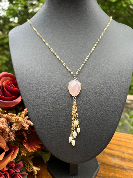 Sautoir Amour & Douceur – Quartz Rose & Nacre, Laiton Or 24k