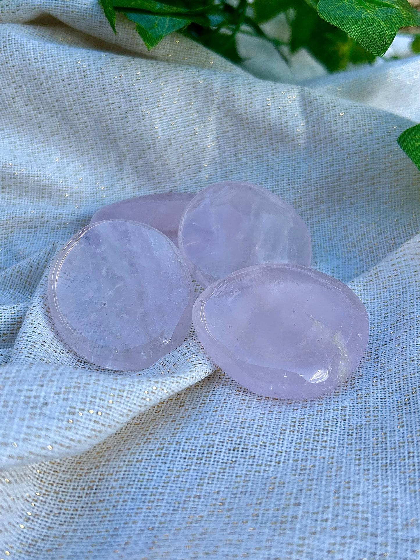 Pierre Plate Quartz Rose Naturel – Environ 5 cm